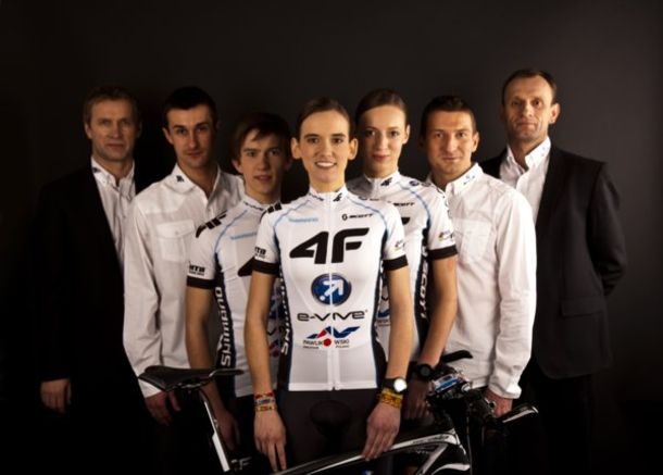 4f-e-vive-racing-team-foto1
